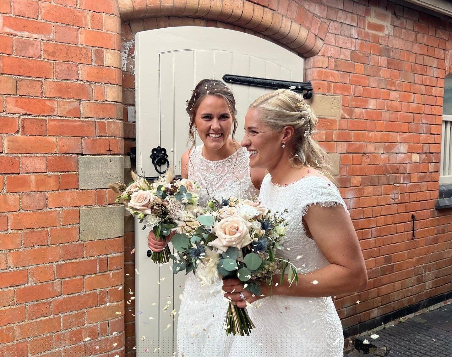 ক্রিকেটার ক্যাথরিন ব্রান্ট এবং ন্যাট স্কিভার