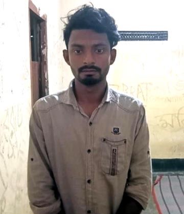 গ্রেফতারকৃত প্রেমিক। ছবিঃ এনসিএন