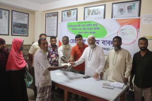 শাজাহানপুরে প্রধানমন্ত্রীর অনুদানের চেক বিতরণ
