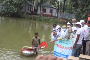 শাজাহানপুরে মৎস্য সপ্তাহ উপলক্ষে পোনামাছ অবমুক্তকরণ