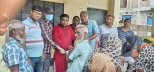 গোকুল ইউনিয়ন পরিষদে ভিজিএফ’র চাল বিতরণ