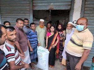 মহাস্থানে অবৈধ ভাবে সার মজুদ রাখায় ব্যবসায়ীকে জরিমানা।