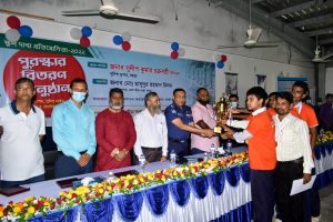 বগুড়ায় স্কুল দাবা প্রতিযোগিতার পুরষ্কার বিতরণ, বগুড়া জিলা স্কুল চ্যাম্পিয়ন।