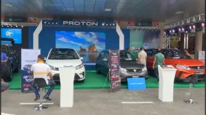 বগুড়ায় পিএইচপি অটোমোবাইলস এক্সপো-২০২২ প্রদর্শনী।