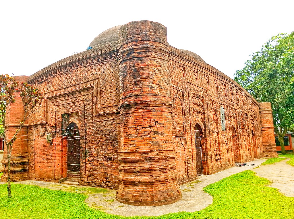 এটি মুসলিম স্থাপত্যের ঐতিহাসিক নিদর্শন খেরুয়া মসজিদ