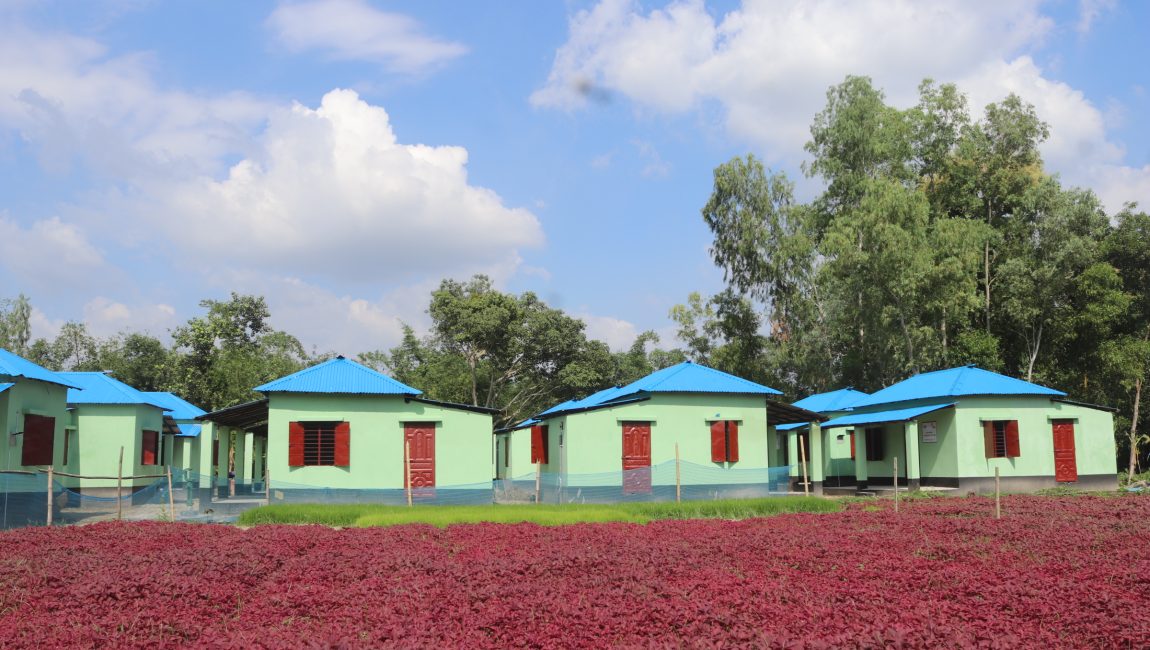 শাজাহানপুরে প্রধানমন্ত্রীর উপহার পাচ্ছেন ৩৭ টি ভূমিহীন পরিবার