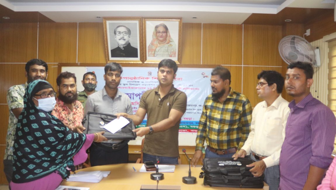 শাজাহানপুরে শিক্ষক- সুপারভাইজারদের ১২ দিনের বুনিয়াদী প্রশিক্ষণের সমাপনী।