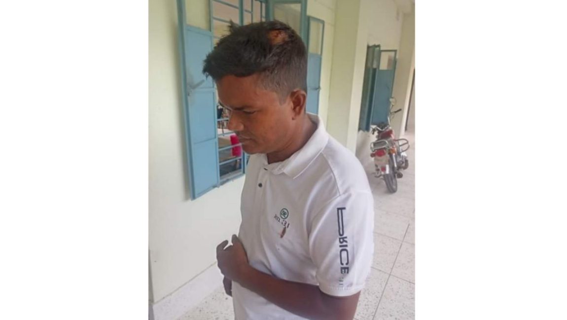 আহত রেজাউল করিম। ছবি: এনসিএন