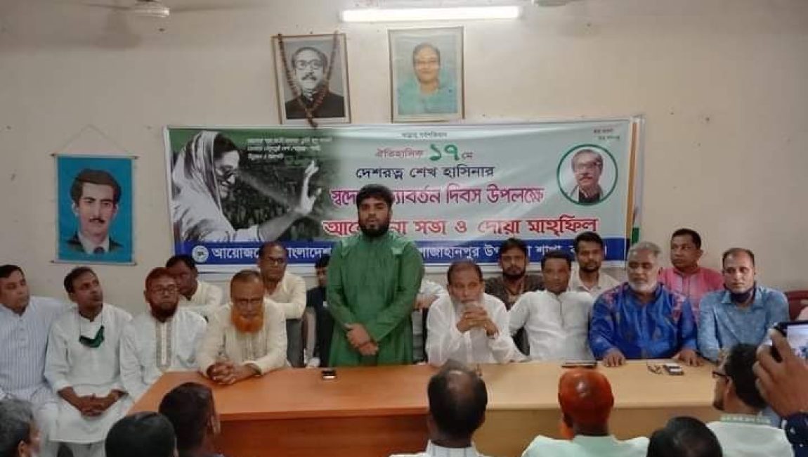 শাজাহানপুরে স্বদেশ প্রত্যাবর্তন দিবসে আলোচনা সভায় বক্তব্য রাখেন সোহরাব হোসেন ছান্নু। ছবি: এনসিএন