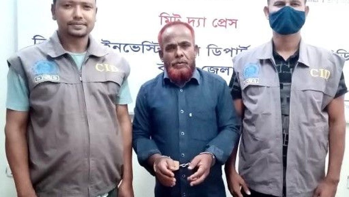 শিবগঞ্জে আওয়ামীলীগ নেতা ইয়াকুব আলী খা গ্রেফতার। ছবিঃ এনসিএন