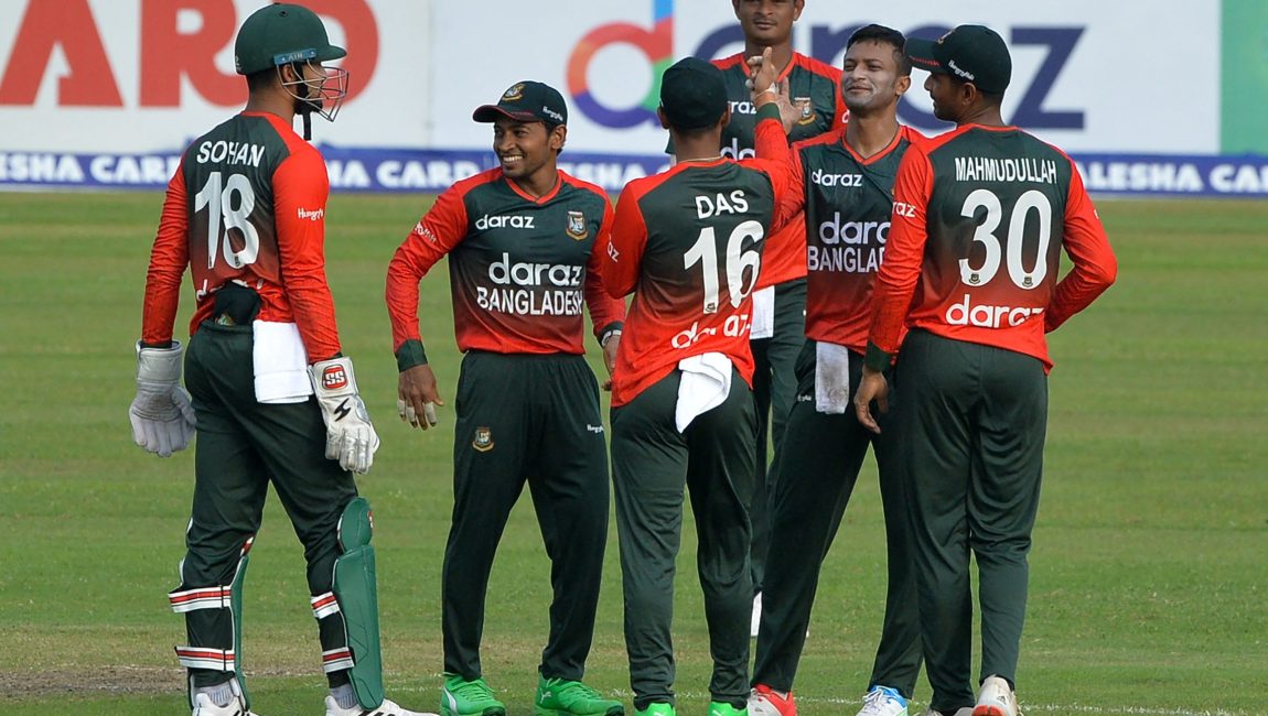 বিসিবির কেন্দ্রীয় চুক্তিতে চমক, বাদ পড়লেন যারা
