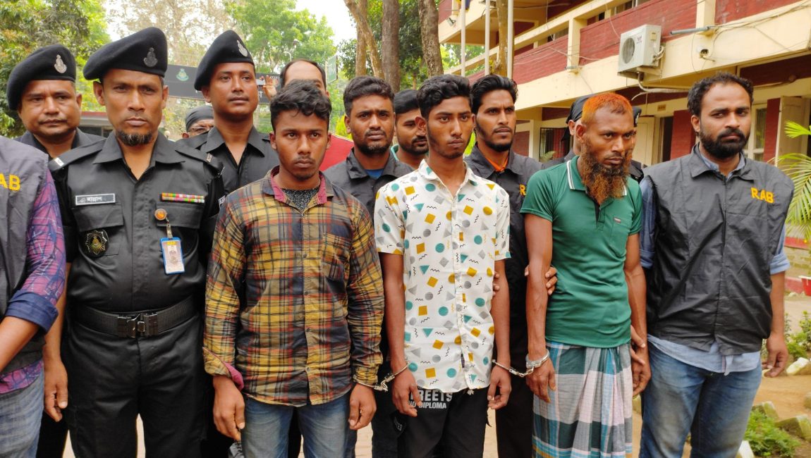 বিজয় হত্যাকান্ডের তিন আসামী গ্রেফতার। ছবি: এনসিএন