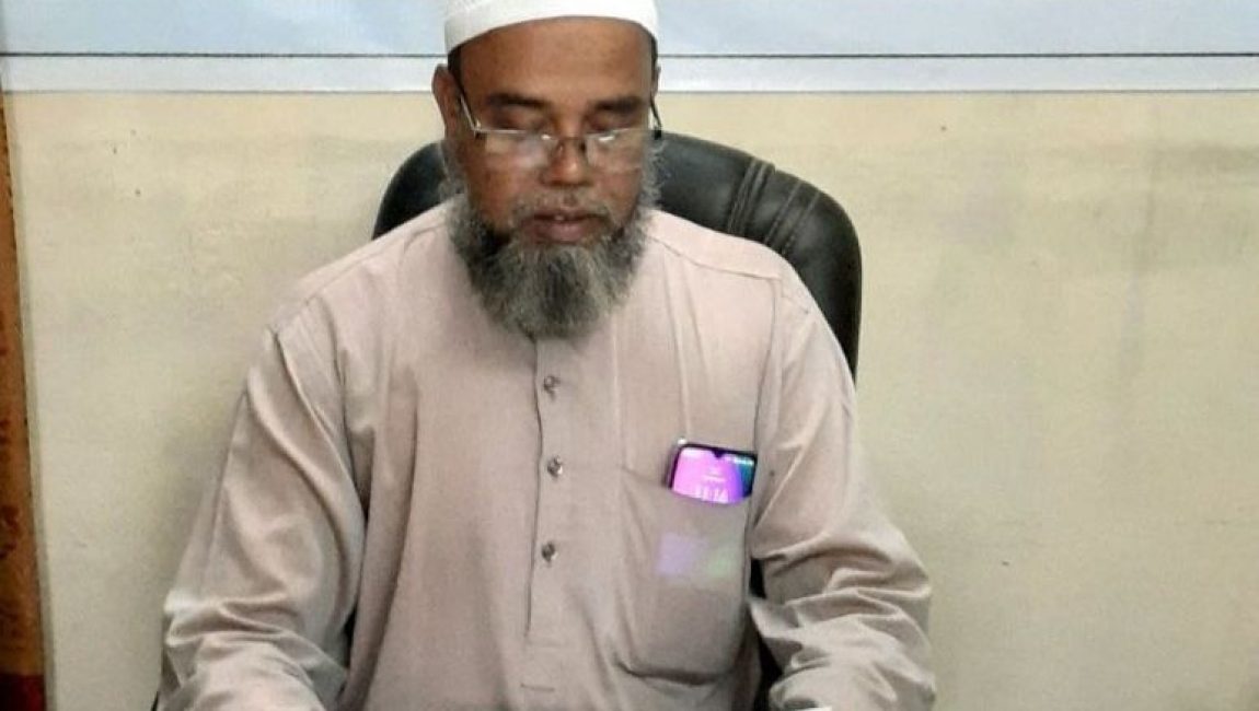 দুপচাঁচিয়ায় বিকাশ ডিসটিবিউটরের হয়রানির
প্রতিবাদে ব্যবসায়ীর সংবাদ সম্মেলন। ছবি: এনসিএন