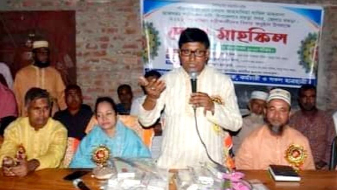 পাঁচবাড়িয়া মাদ্রাসার দাখিল পরীক্ষার্থীদের বিদায় ও দোয়া মাহফিল