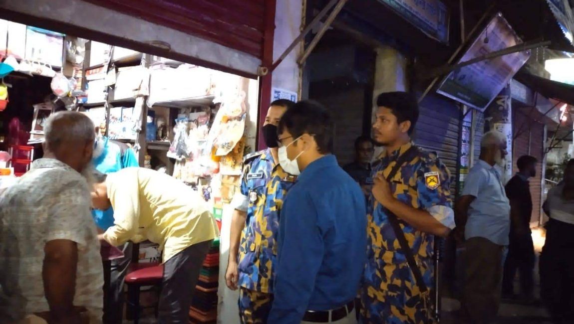 বগুড়ায় ৩ প্রতিষ্ঠানের বিদ্যুৎ সংযোগ বিছিন্ন, ১ দোকানে জরিমানা