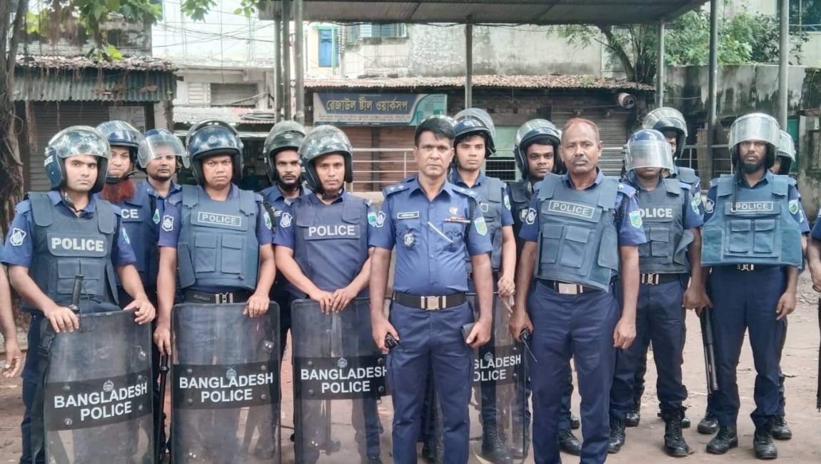 বগুড়ায় আওয়ামীলীগ-বিএনপির একই জায়গায় সমাবেশের আহ্বান: ১৪৪ ধারা জারি প্রশাসনের।