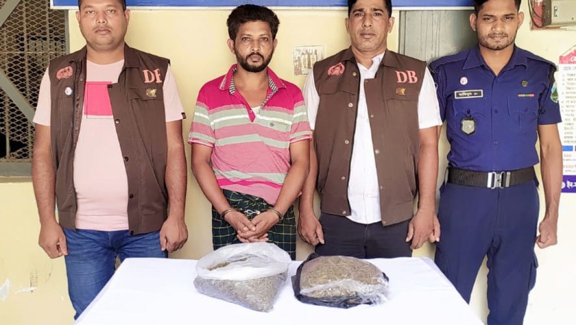 বগুড়ায় মাদকসহ গ্রেফতার ১