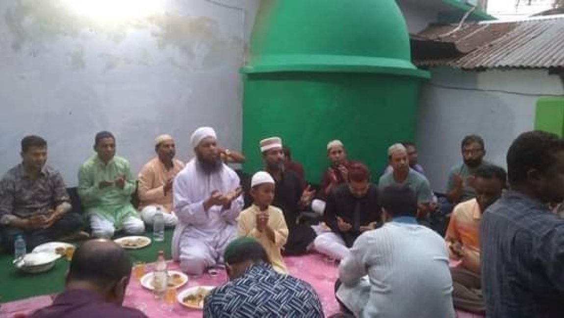 বগুড়ায় মদীনার জামাতের ইফতার ও দোয়া মাহফিল অনুষ্ঠিত। ছবি: এনসিএন