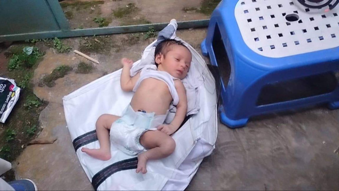 বগুড়ায় বাজারের ব্যাগে মিলল জীবন্ত নবজাতক শিশু কন্যা