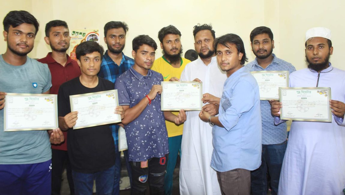 বগুড়ায় পুণ্ড্র থিয়েটারের দিনব্যাপী নাট্য কর্মশালা। ছবি: এনসিএন